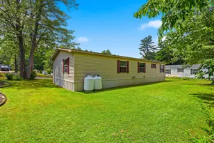 28 Emile Dr, Allenstown, NH 03275 - Photo 3