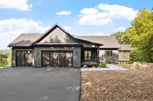 24 Green Acres Dr, Gilford, NH 03249 - Photo 3