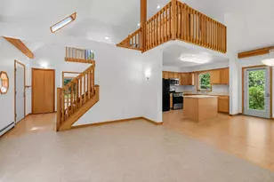 33 Mountainview Rd, Temple, NH 03084 - Photo 15