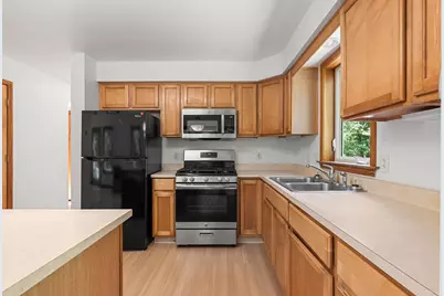 33 Mountain View Road, Temple, NH 03084 - Photo 5