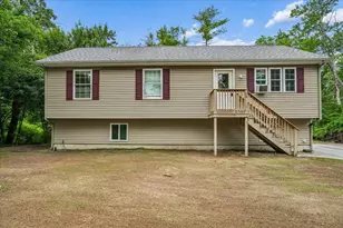 10 Patricia Ave, Raymond, NH 03077 - Photo 25