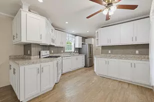 83 Boxwood Ln, Raymond, NH 03077 - Photo 1