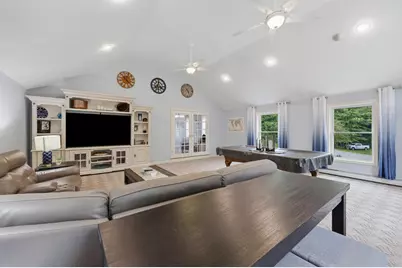 17 Windsor Boulevard, Londonderry, NH 03053 - Photo 3