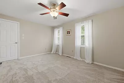 17 Windsor Boulevard, Londonderry, NH 03053 - Photo 31
