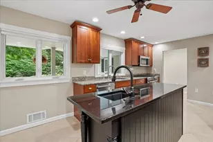 1100 Chestnut St, Manchester, NH 03104 - Photo 7