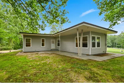 17 Hampstead Road, Salem, NH 03079 - Photo 3