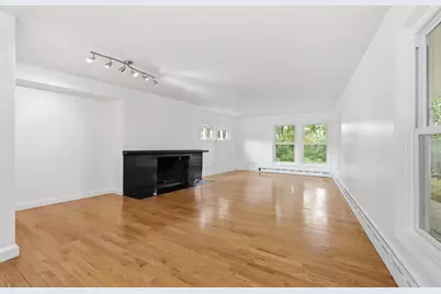 17 Hampstead Road, Salem, NH 03079 - Photo 11