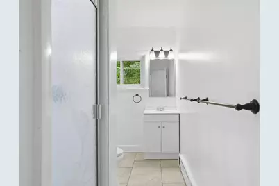 17 Hampstead Road, Salem, NH 03079 - Photo 21