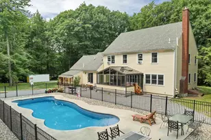 11 Longview Dr, Bow, NH 03304 - Photo 3