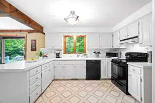 10 Candlewood Dr, Amherst, NH 03031 - Photo 13
