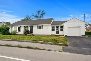14 Burke St, Nashua, NH 03060 - Photo 1