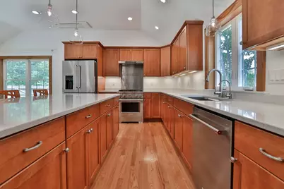 28 Beverlee Drive, Nashua, NH 03064 - Photo 13