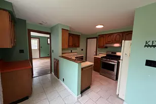 123 Turtle Pond Rd, Lee, NH 03861 - Photo 9