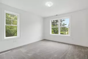 18 Dumaine Ave, Nashua, NH 03063 - Photo 19