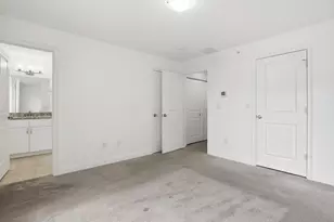 18 Dumaine Ave, Nashua, NH 03063 - Photo 21