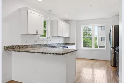 18 Dumaine Avenue #E, Nashua, NH 03063 - Photo 13