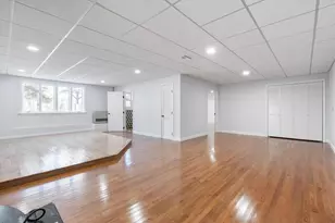 4 Hilltop Dr, Hudson, NH 03051 - Photo 45