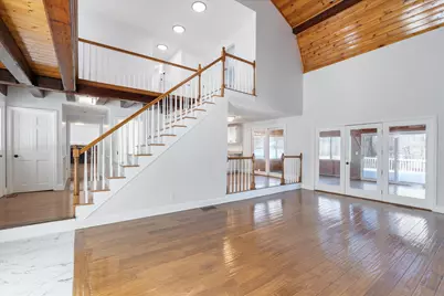 4 Hilltop Drive, Hudson, NH 03051 - Photo 9