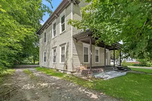 20 Railroad St, Lancaster, NH 03584 - Photo 9