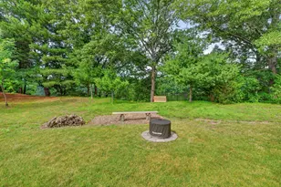 27 Leybridge Dr, Hudson, NH 03051 - Photo 35