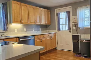 169 Flint St, Manchester, NH 03103 - Photo 9