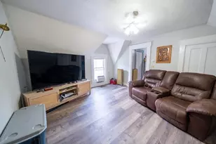 67 Pennacook St, Manchester, NH 03104 - Photo 11