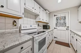453 Old Mill Rd, Conway, NH 03813 - Photo 13