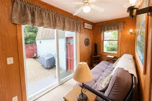 16 Pine St, Gorham, NH 03581 - Photo 3