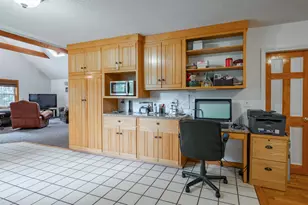 68 Merrimack Rd, Amherst, NH 03031 - Photo 9