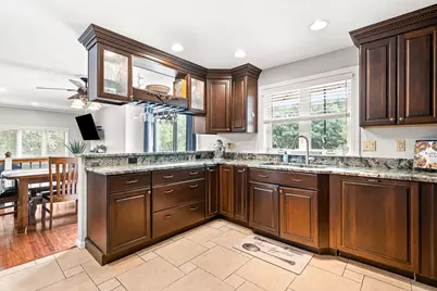 41 Aster Court, Nashua, NH 03062 - Photo 5