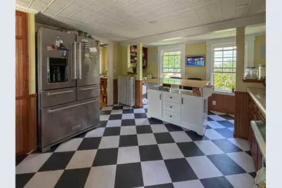 256 Lowell Street, Manchester, NH 03104 - Photo 7