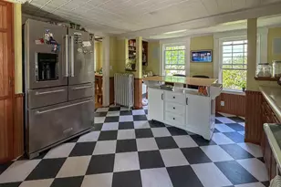 256 Lowell St, Manchester, NH 03104 - Photo 7