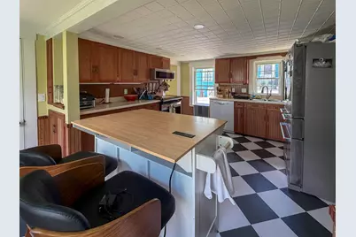 256 Lowell Street, Manchester, NH 03104 - Photo 9