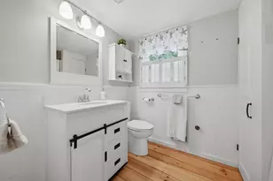 27 Baker St, Hudson, NH 03051 - Photo 19