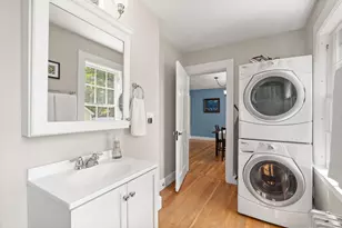 16 Brookline St, Nashua, NH 03064 - Photo 31