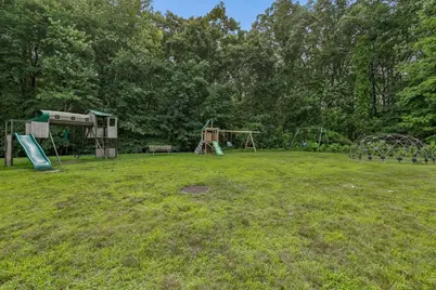 133 Fieldstone Drive, Londonderry, NH 03053 - Photo 35