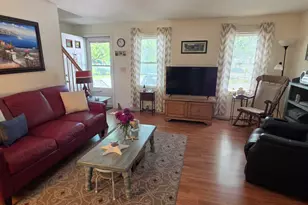 2 Wyndmere Dr, Londonderry, NH 03053 - Photo 5