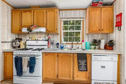 46 Cedar Street, Wakefield, NH 03872 - Photo 3