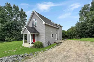 465 Hillside Ave, Berlin, NH 03570 - Photo 47