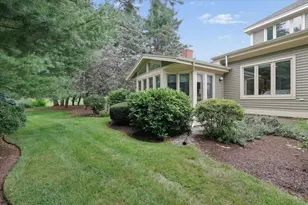 5 Pebble Beach Dr, Bedford, NH 03110 - Photo 33