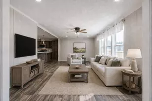 60 Diamondback Dr, Rochester, NH 03868 - Photo 3