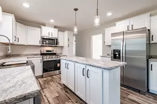 67 Diamondback Dr, Rochester, NH 03868 - Photo 3