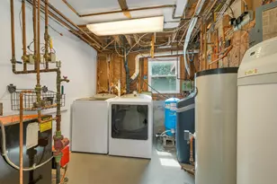 9 Bunker Hill Dr, Londonderry, NH 03053 - Photo 43