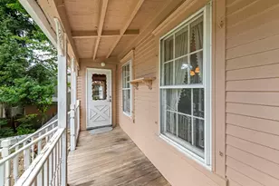 34 Pearl St, Franklin, NH 03235 - Photo 7