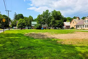 6 Locust St, Haverhill, NH 03785 - Photo 9
