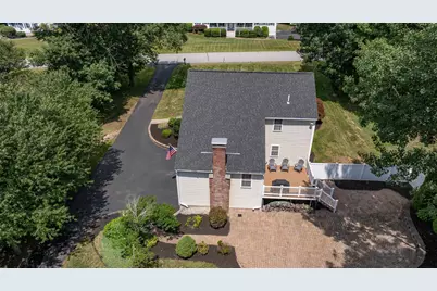 14 Village Drive, Atkinson, NH 03811 - Photo 7