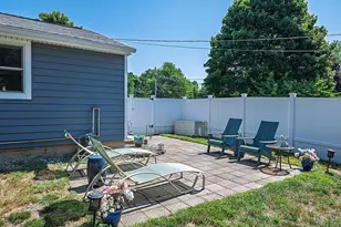 1 Eastmor Ln, Hampton, NH 03842 - Photo 3