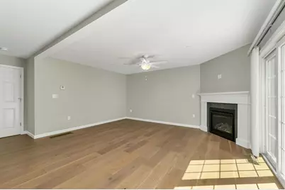 101 Centerwood Way, Manchester, NH 03102 - Photo 15