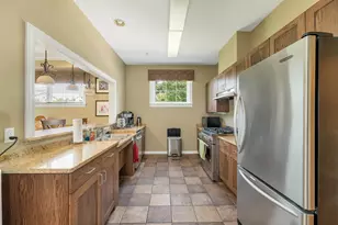 101 Centerwood Wy, Manchester, NH 03102 - Photo 53