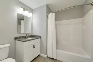101 Centerwood Wy, Manchester, NH 03102 - Photo 25